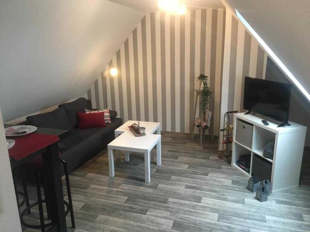 Higgen Adamla Lägenhet Stedesdorf Exteriör bild